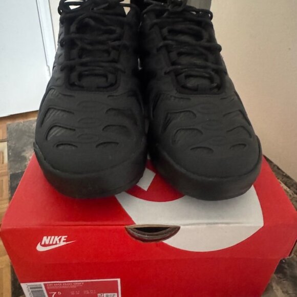 AIR MAX PLUS DRIFT - Picture 7 of 8
